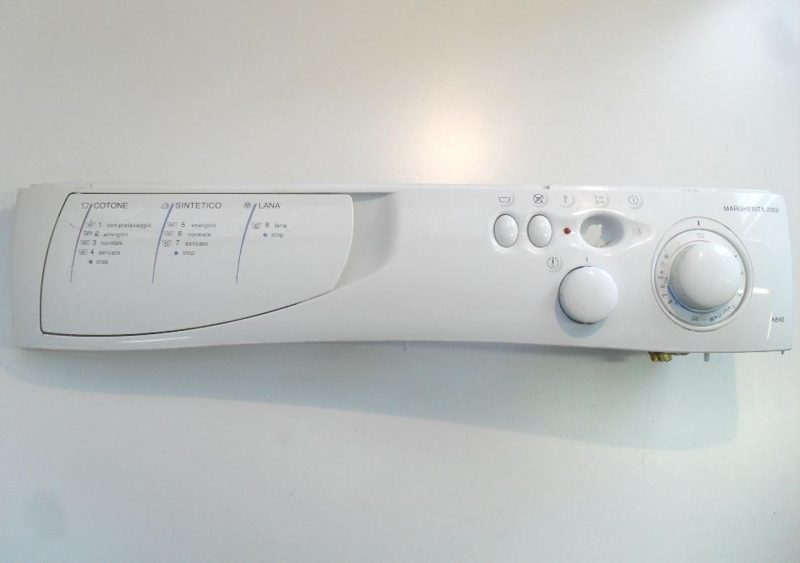 FRONTALE PER LAVATRICE ARISTON AB40   COMPLETO DI TIMER COD. 160010352.02 E SELETTORI