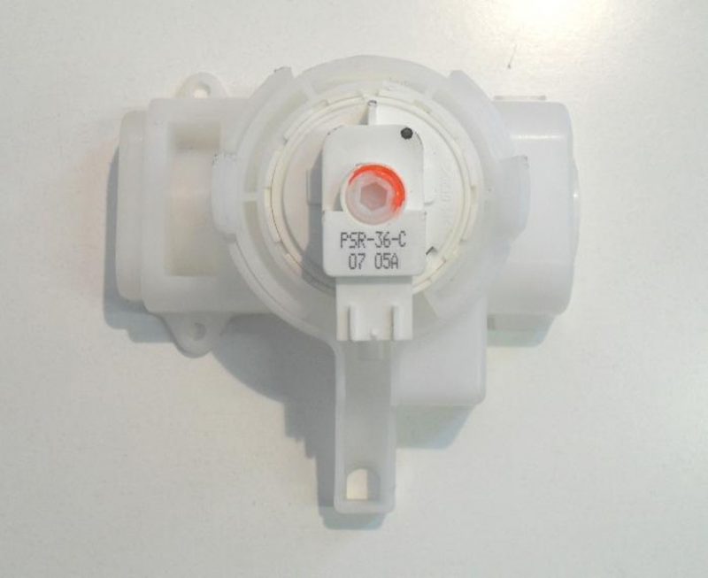 PRESSOSTATO COD. PSR-36-C   PER LAVATRICE PANASONIC NA-128VA2