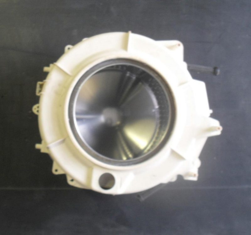 GRUPPO VASCA COMPLETO PER LAVATRICE ARISTON AB 40 IT
giri 400
kg 5