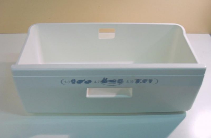 Cassetto frigorifero Whirlpool ARZ 560/H/SILVER misure 23,5 X 47,9 X 15,1