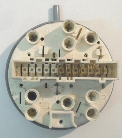 PRESSOSTATO COD. 16000852800   CODICE ALTERNATIVO 792369   PER LAVATRICE INDESIT WG 1031 TP R