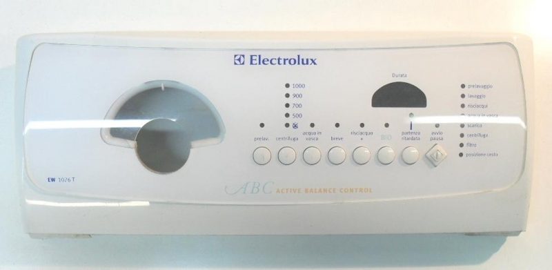 FRONTALE PER LAVATRICE ELECTROLUX EW1076T   COMPLETO DI SCHEDA COMANDI COD. 451511460   CODICE ALTERNATIVO: 146205403   SW: USA00205   WK: 16/01