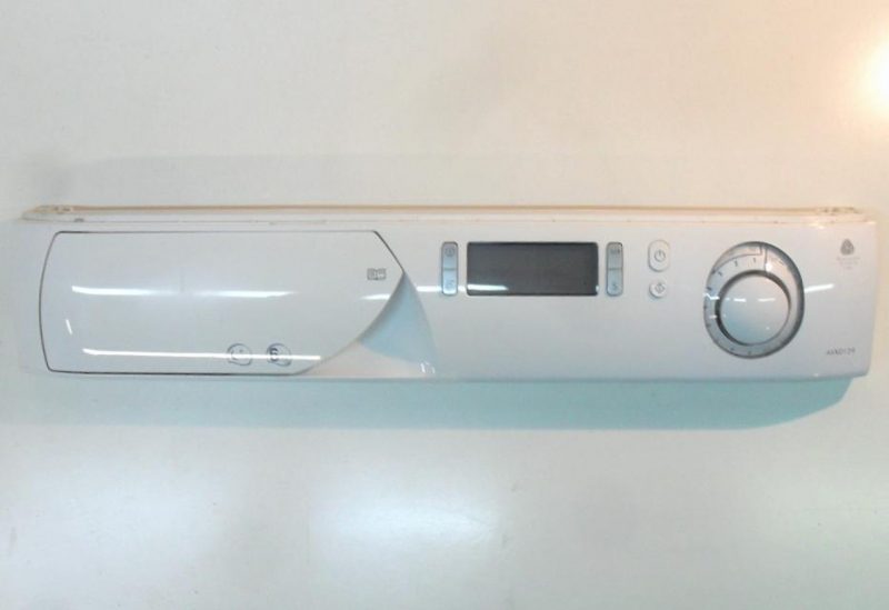 FRONTALE PER LAVATRICE ARISTON AVXD129   COMPLETO DI SCHEDA COMANDI COD. 21500741103