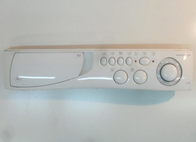 FRONTALE PER LAVATRICE ARISTON AL109X   COMPLETO DI TIMER COD. 166510.02 E SELETTORI