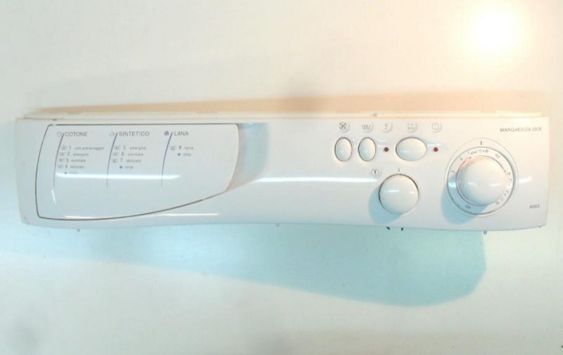 FRONTALE  PER LAVATRICE ARISTON AB63   COMPLETO DI TIMER COD. 160010354.04 E SELETTORI
