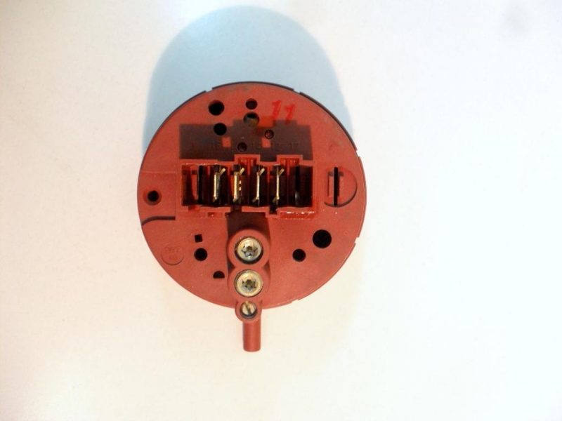 PRESSOSTATO COD. 5500011731   PER LAVATRICE BOSCH WFL1442II, b1wtv3601a/05