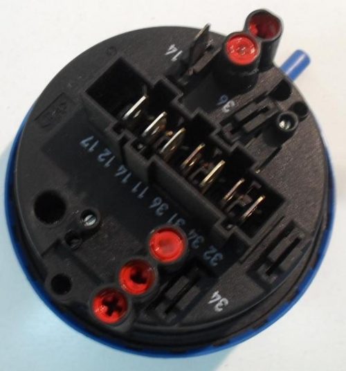 4286 -- 000 (4374) PRESSOSTATO COD. 3065082AA1 PER LAVATRICE BOSCH WFF1600II/09