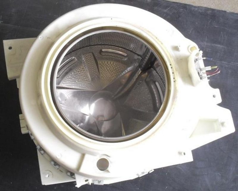 GRUPPO VASCA COMPLETO PER LAVATRICE WHIRLPOOL AWO/D 8127   7kg   1200 giri