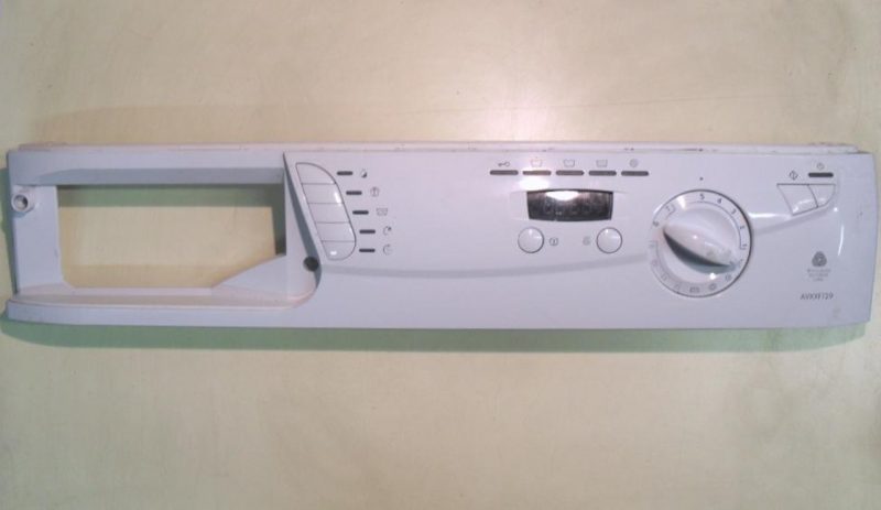 FRONTALE PER LAVATRICE ARISTON AMXXF149   COMPLETO DI SCHEDA COMANDI COD. 21013181001