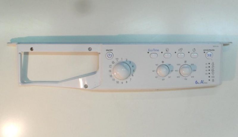 4475 -- 000 (4565) FRONTALE PER LAVATRICE INDESIT IWC6105B COMPLETO DI SCHEDA COMANDI COD. 16200210902 SW: 03.00.06
