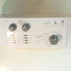 4575 -- 000 (4665) FRONTALE PER LAVATRICE ARISTON AVTL89 COMPLETO DI SCHEDA COMANDI COD. 201013057301 E SELETTORI