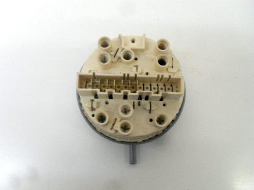 PRESSOSTATO COD. 160011952.00   CODICE ALTERNATIVO: 792412   PER LAVATRICE INDESIT WG1035TXC