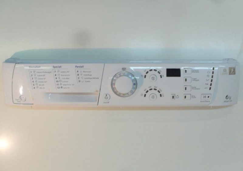 21014409300   frontale   lavatrice ariston hotpoint arsxf129