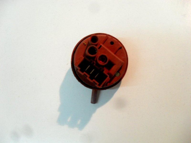 Pressostato lavastoviglie Ariston LI 640 A cod 16001791800