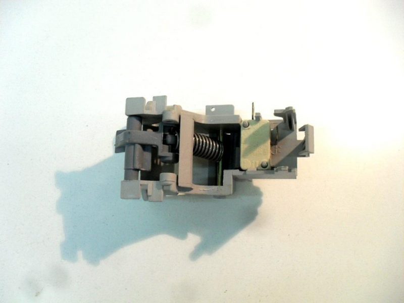 Bloccaporta lavastoviglie Whirpool ADG 954/2 cod 03851-99