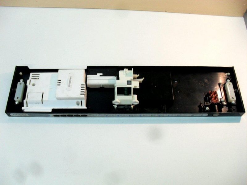 4807 -- 000 (4897) 22000668400 frontale lavastoviglie smeg st145