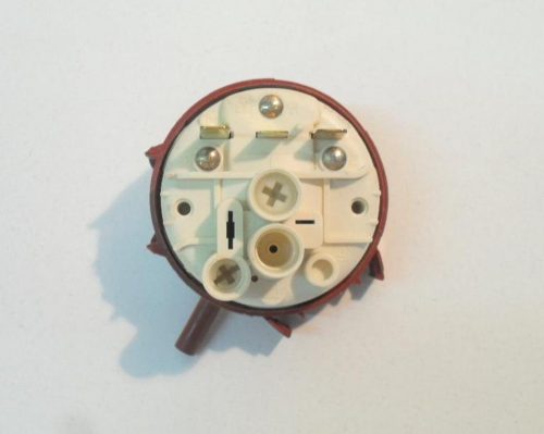 Pressostato lavastoviglie Zanussi ZTI 6050 cod 761285