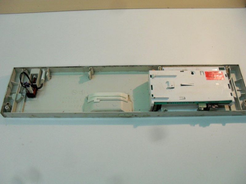 4862 -- 000 (4953) 452650110 frontale lavastoviglie ariston lsi 62