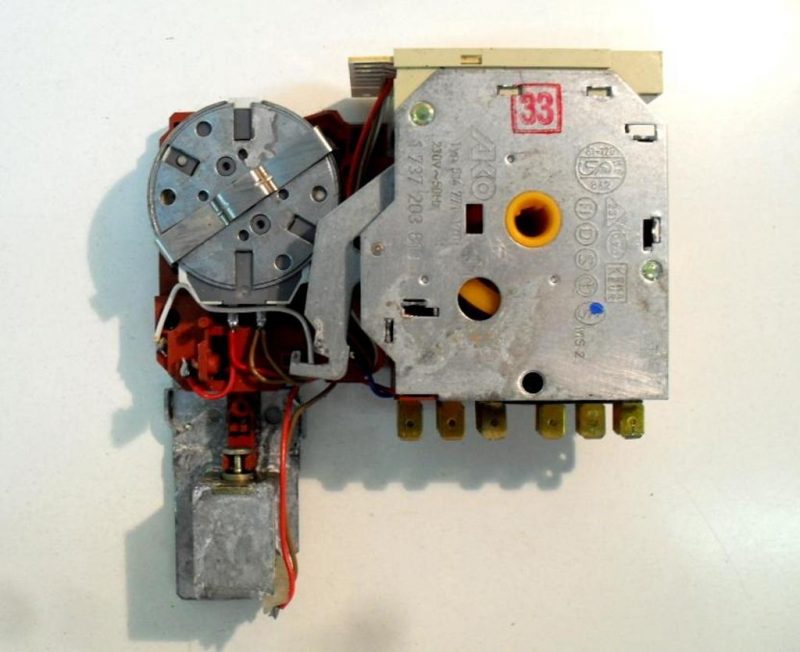 1737203810 / 514771   timer   lavastoviglie Siemens sn6400ii