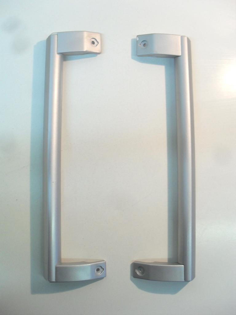 5033 -- 000 (5137) maniglie frigorifero bosch kdv29x60/03