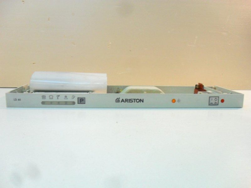 5153 -- 000 (5306) 452651500 frontale lavastoviglie ariston lsi 46