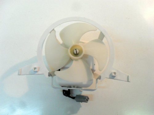 5552 -- 000 (5537) motoventilatore frigorifero bosch kgu40125/01