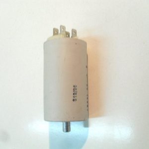 Condensatore lavatrice Ariston  AF546 t cod 16.10.23..