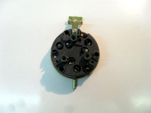 5759 -- 000 (5745) 120/80-175/130 pressostato lavatrice siemens wv 21200