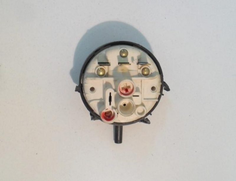 Pressostato lavastoviglie Smeg PL 893.1 cod 60006506 / 276144