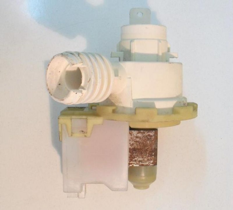 Pompa scarico lavastoviglie Smeg PL 893.1 cod ebs 2556 2308