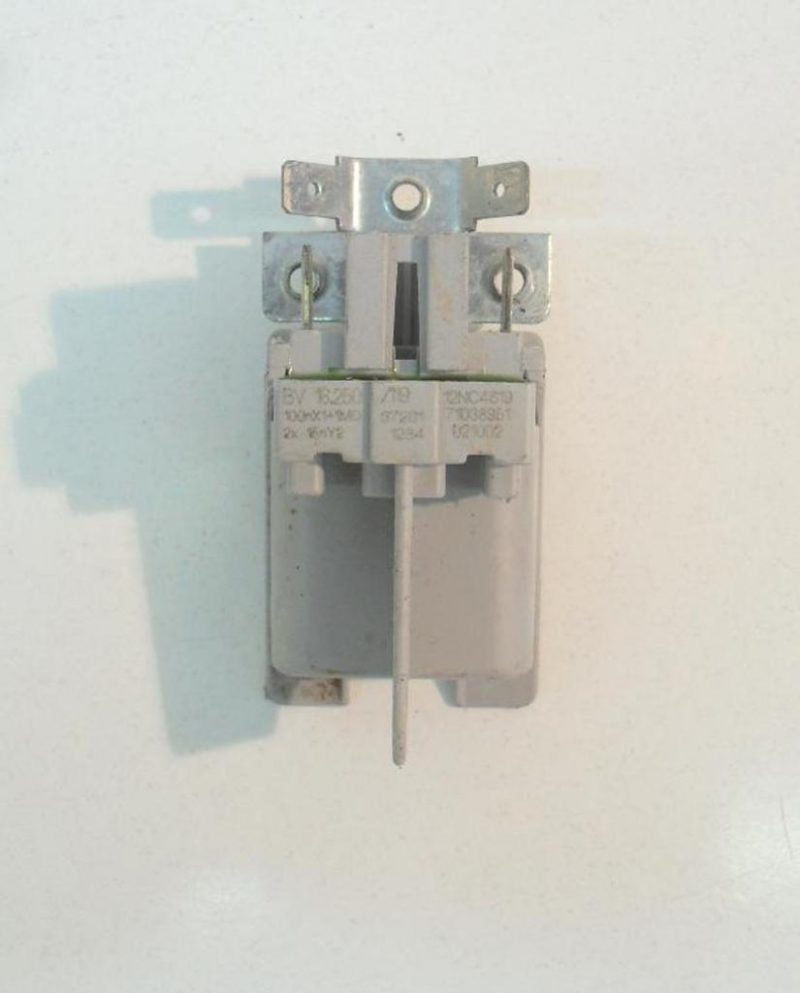 Condensatore lavastoviglie Whirlpool ADG7556M cod 461971038951