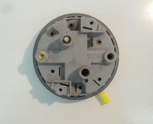 8642   pressostato   lavatrice zanussi c 80971