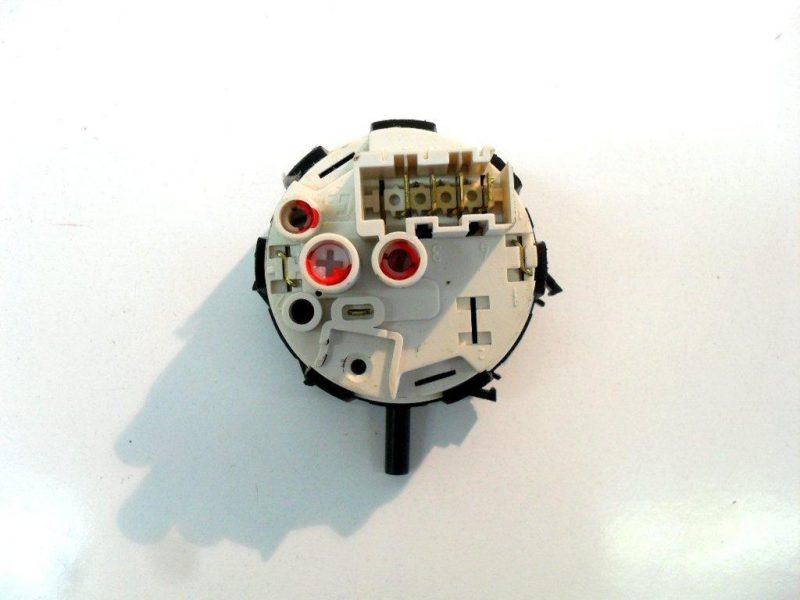 6352 -- 000 (6338) 124861250 pressostato lavatrice candy cty 1035-07