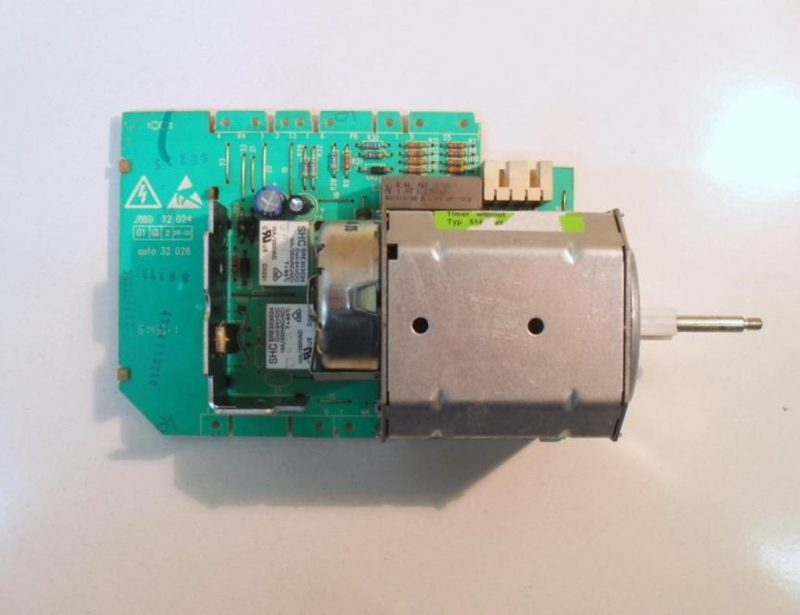 Timer lavatrice Aeg LAVAMAT W 831-W cod 124306010