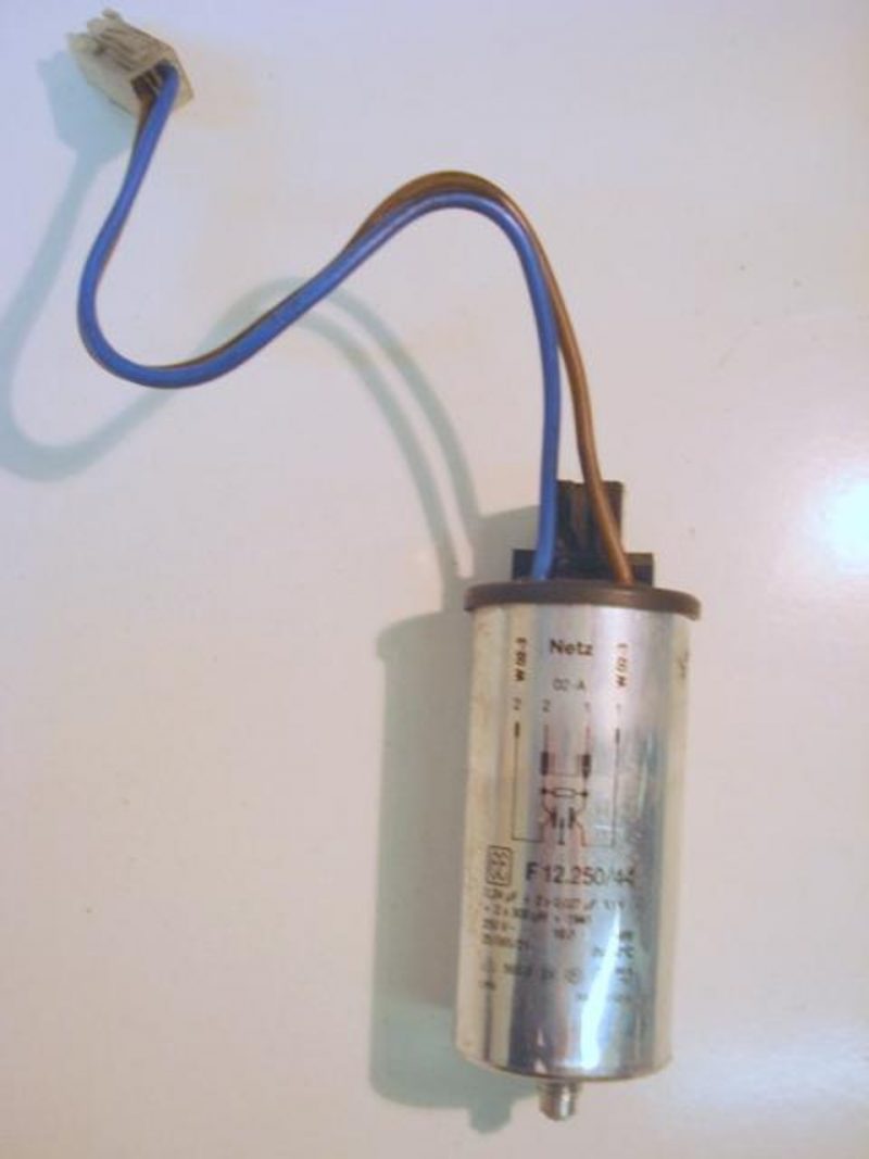 Condensatore lavatrice Bosch WFM3040IE/01 cod f12.250/44