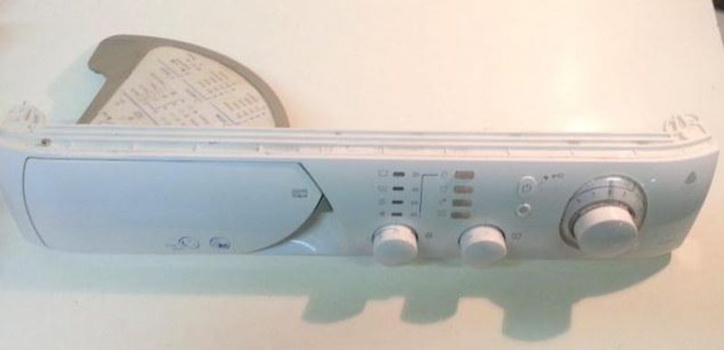 frontale    lavatrice ariston aml 89