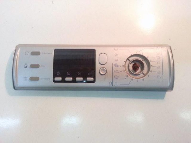 frontale   lavatrice ariston et 1400 comleto di scheda al130-00056-3