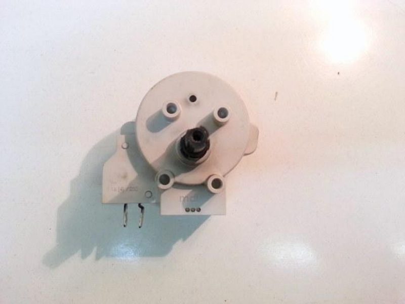 Timer lavatrice Zerowatt LADYSIX HM 756 E cod 91201330