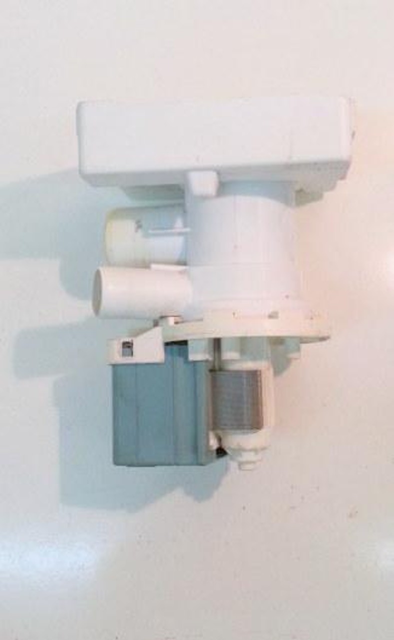 Pompa lavatrice Whirlpool AWG4107 cod 30161008401/02