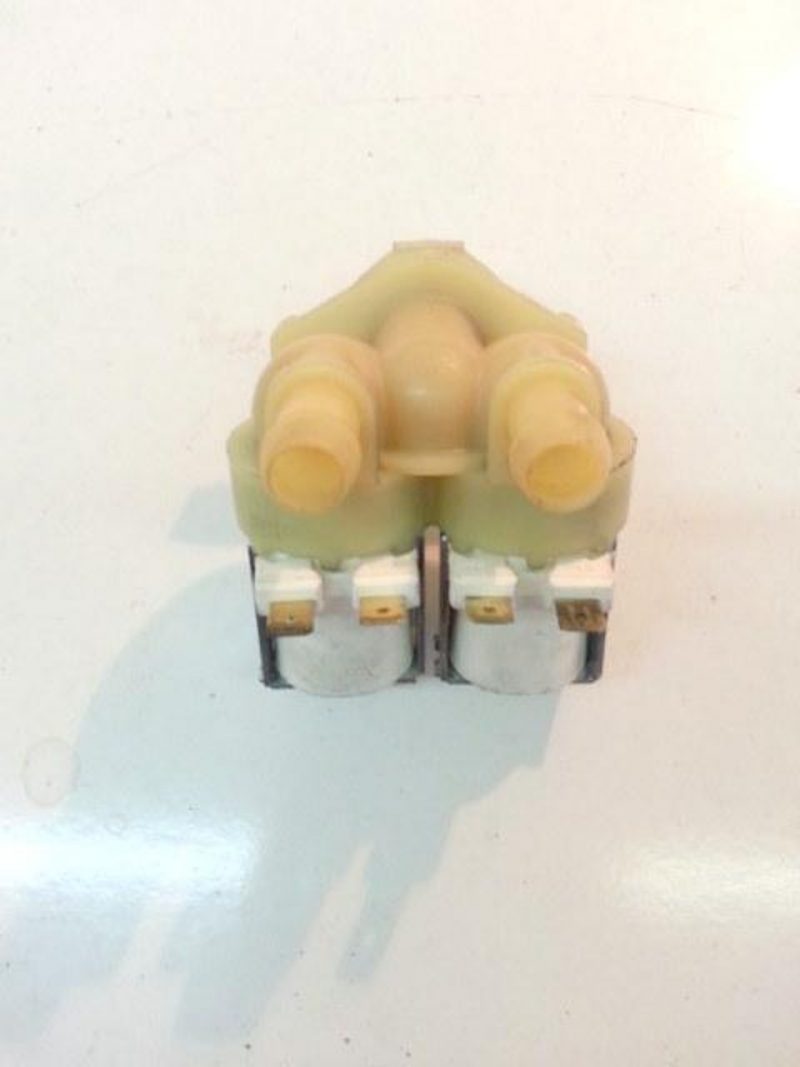 Elettrovalvola lavatrice Bompani BIO2860/E cod 12010b