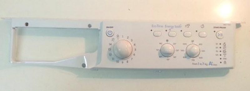 Frontale lavatrice Indesit IWC71051 completo di scheda cod 16200284800