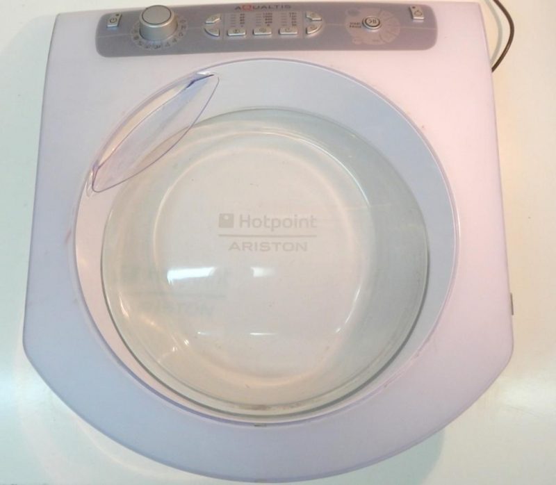 oblò   lavatrice ariston aqualtis aq7l 25i  COMPLETO DI SCHEDA COMANDI COD: 210116232200