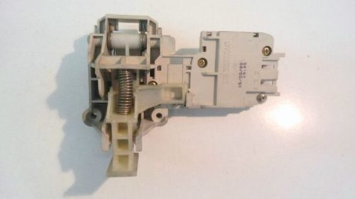 Bloccaporta lavatrice Bosch WOF2001 cod 3063205aa0