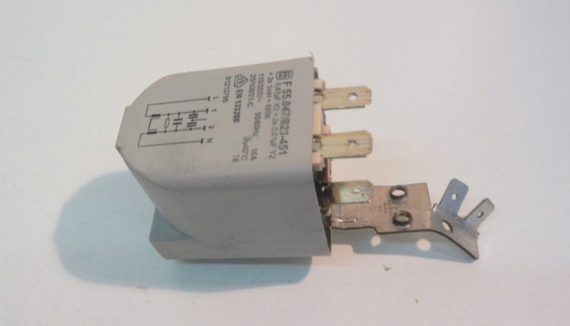 Condensatore lavatrice Hoover HN33 5654-30F.47/823-451 cod f.55.047/823-451