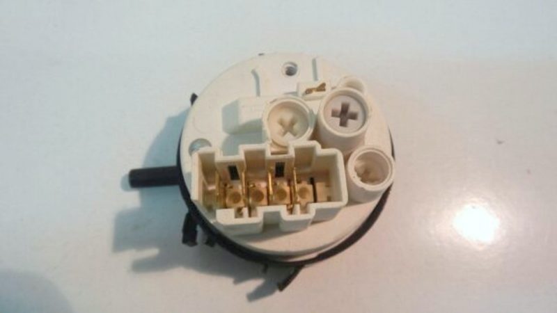 37650078   pressostato   lavtrice zoppas z805