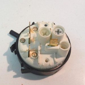 41008949 pressostato per lavatrice zerowatt hoower ehs 33.62 a