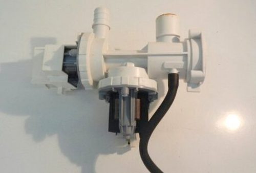 9385 -- 000 (9455) Pompa lavatrice Samsung Q1235V cod 292261