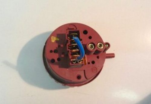Pressostato lavastoviglie Aeg F 50750 IM cod 3023 b