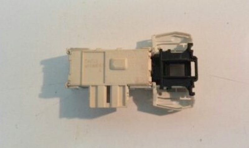 Bloccaporta lavatrice Candy CS2 105/01 cod 7072407