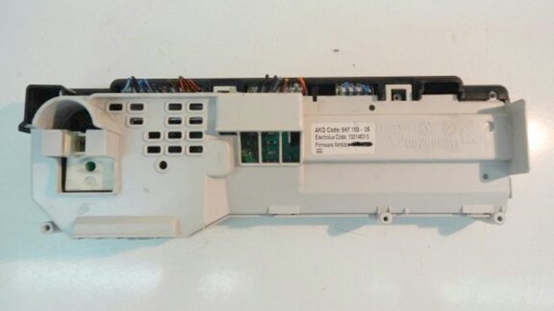 Scheda main lavatrice Aeg L50200 cod 132148315